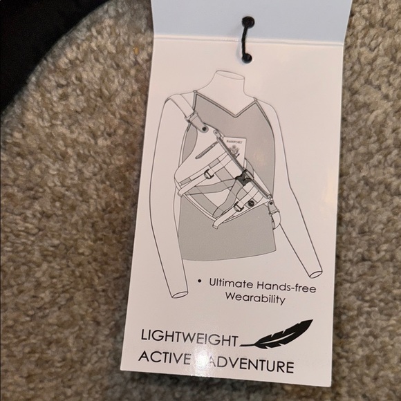 Joan & David Unisex 20" matte sport nylon passport sling pouch - Picture 8 of 9